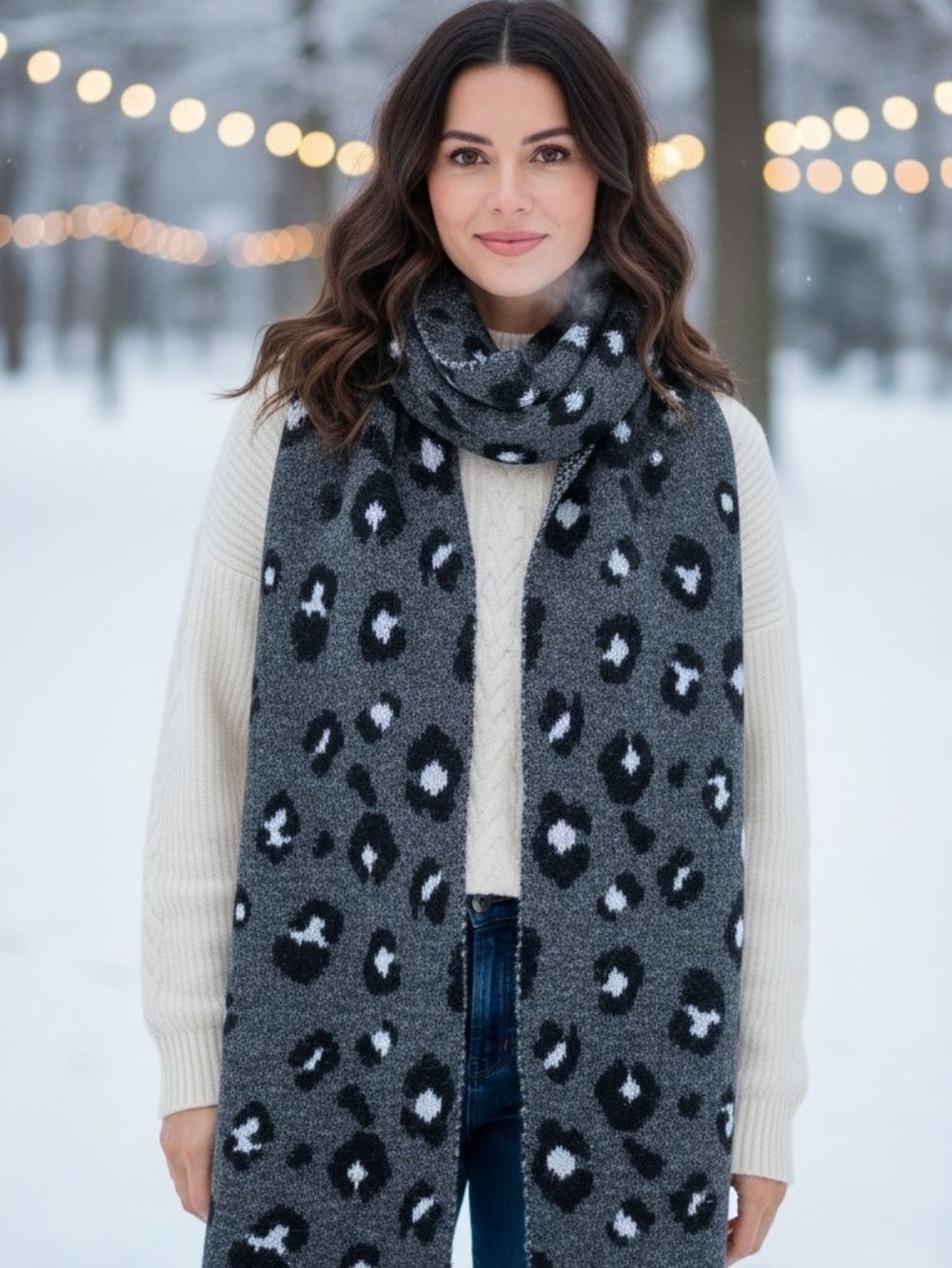 #45 MICHAEL Michael Kors Gray and Black Leopard Print Knit Scarf